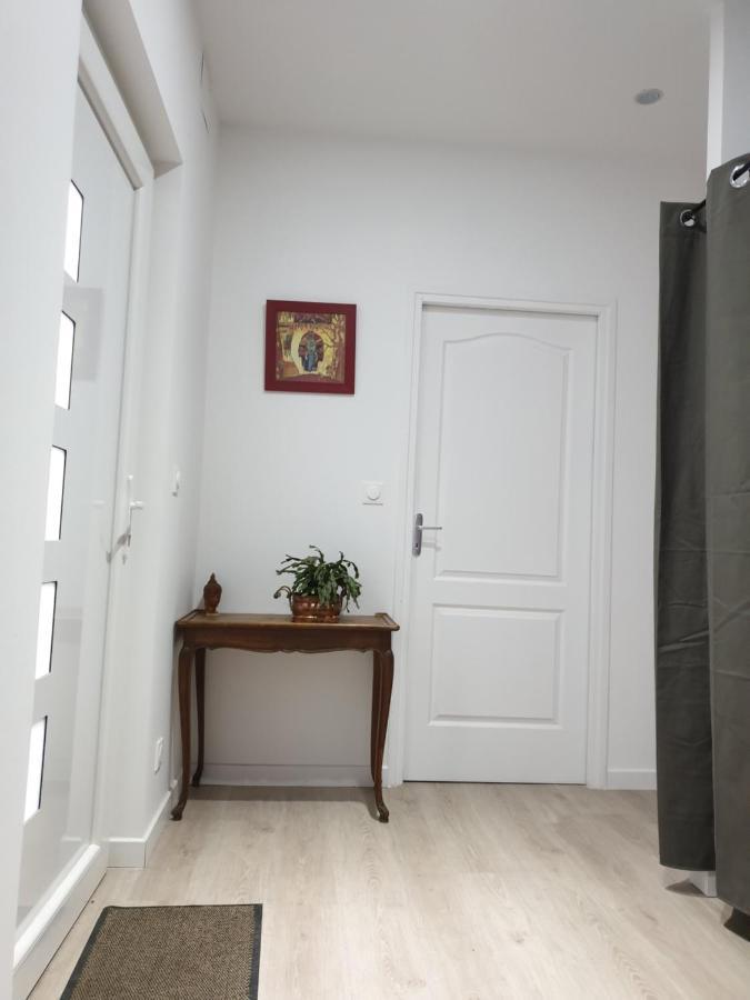 Appartement Hyper-Centre Epernay Avec Sauna Et Parking Prive Экстерьер фото
