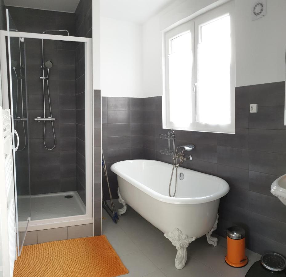Appartement Hyper-Centre Epernay Avec Sauna Et Parking Prive Экстерьер фото